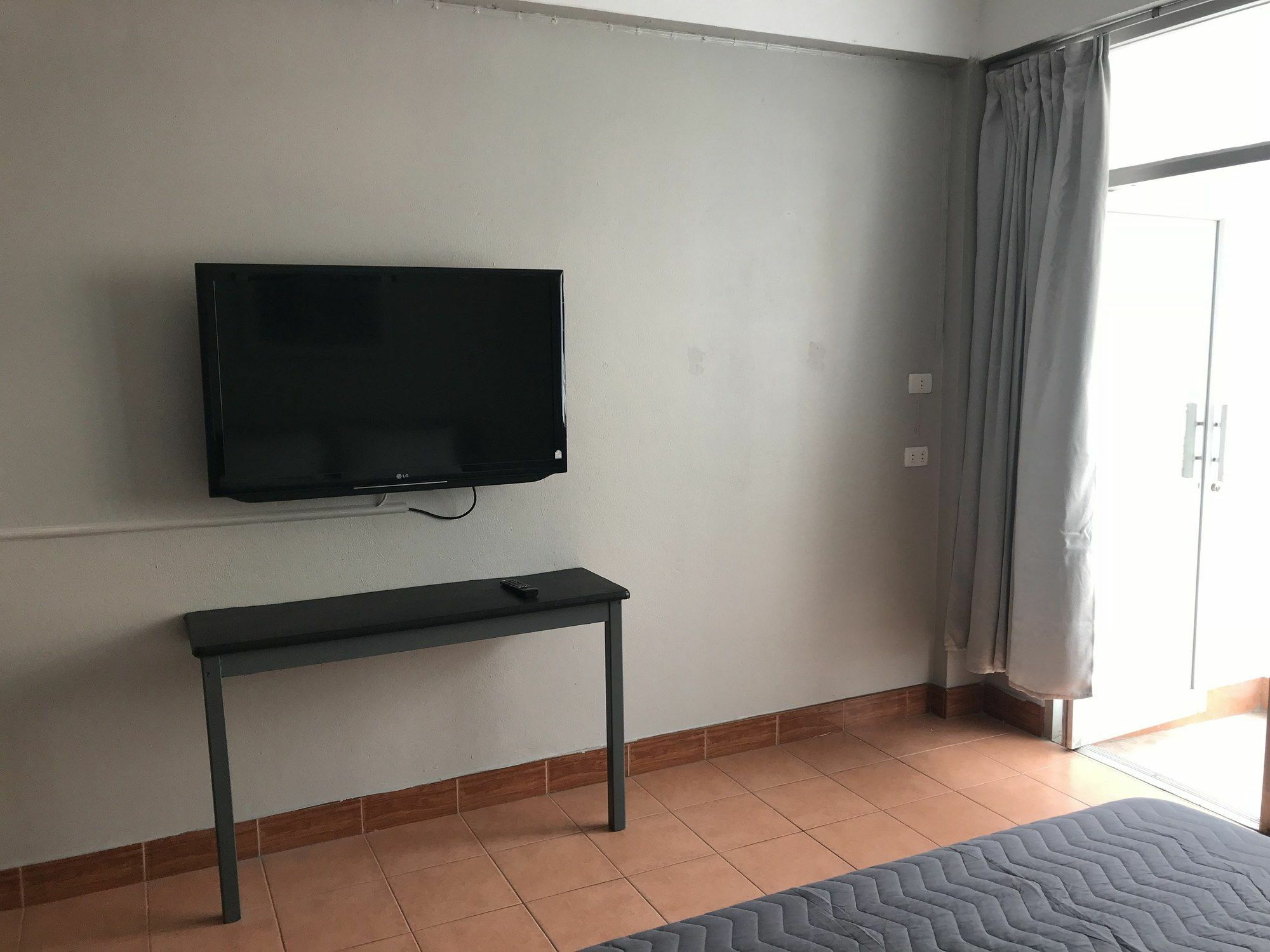 מלון חוף ג'ומטיין Seaview מראה חיצוני תמונה